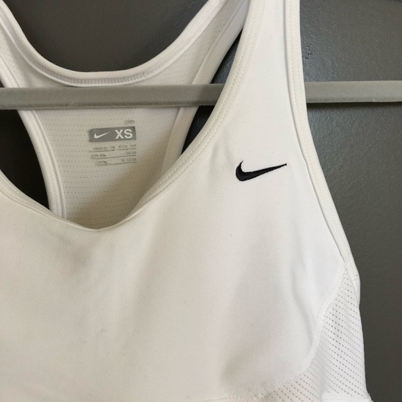 Nike Workout Tanktop - Picture 2 of 5